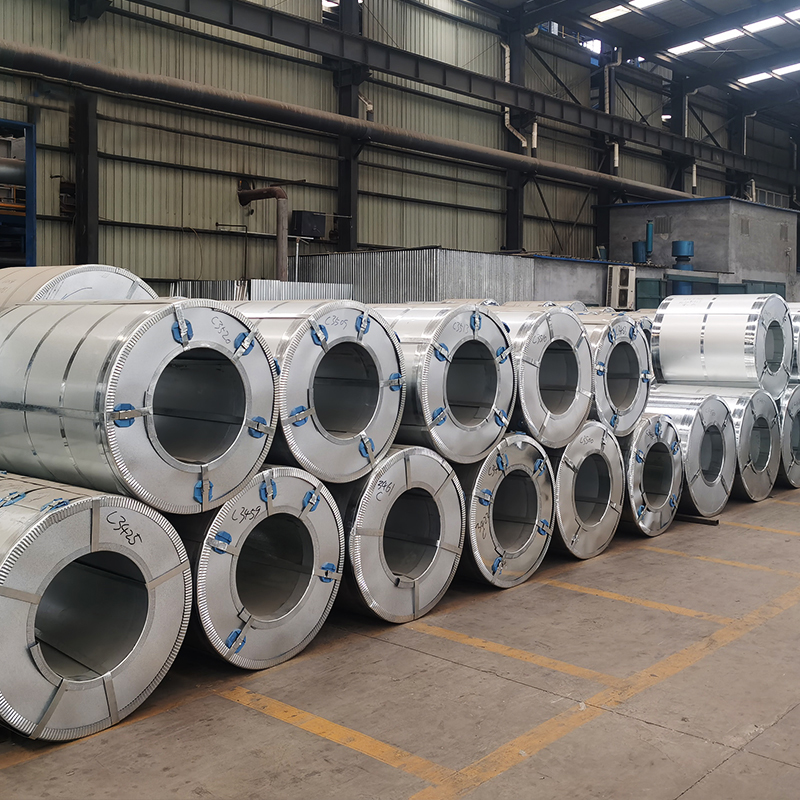 Dx51d Z100 Prime Hot Dipped Galvanized Steel Coil Galvalume Sheet Coil Strip for Welding Cutting &amp; Bending in China