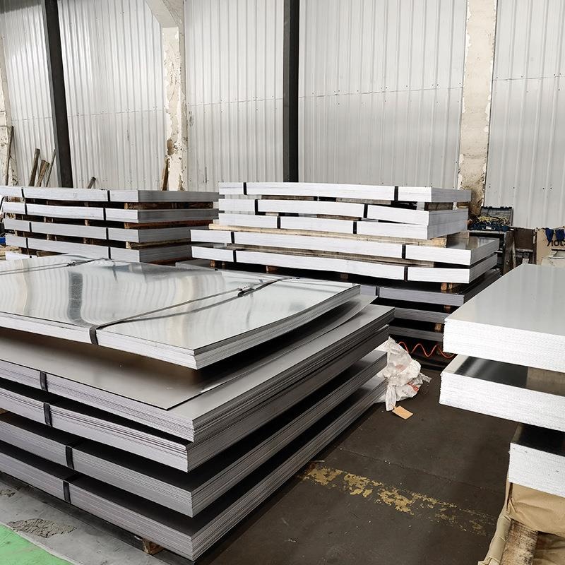 Galvanized Steel Sheets/plates - Hot-dip Galvanized, Suitable for the Construction and Automotive Industries.