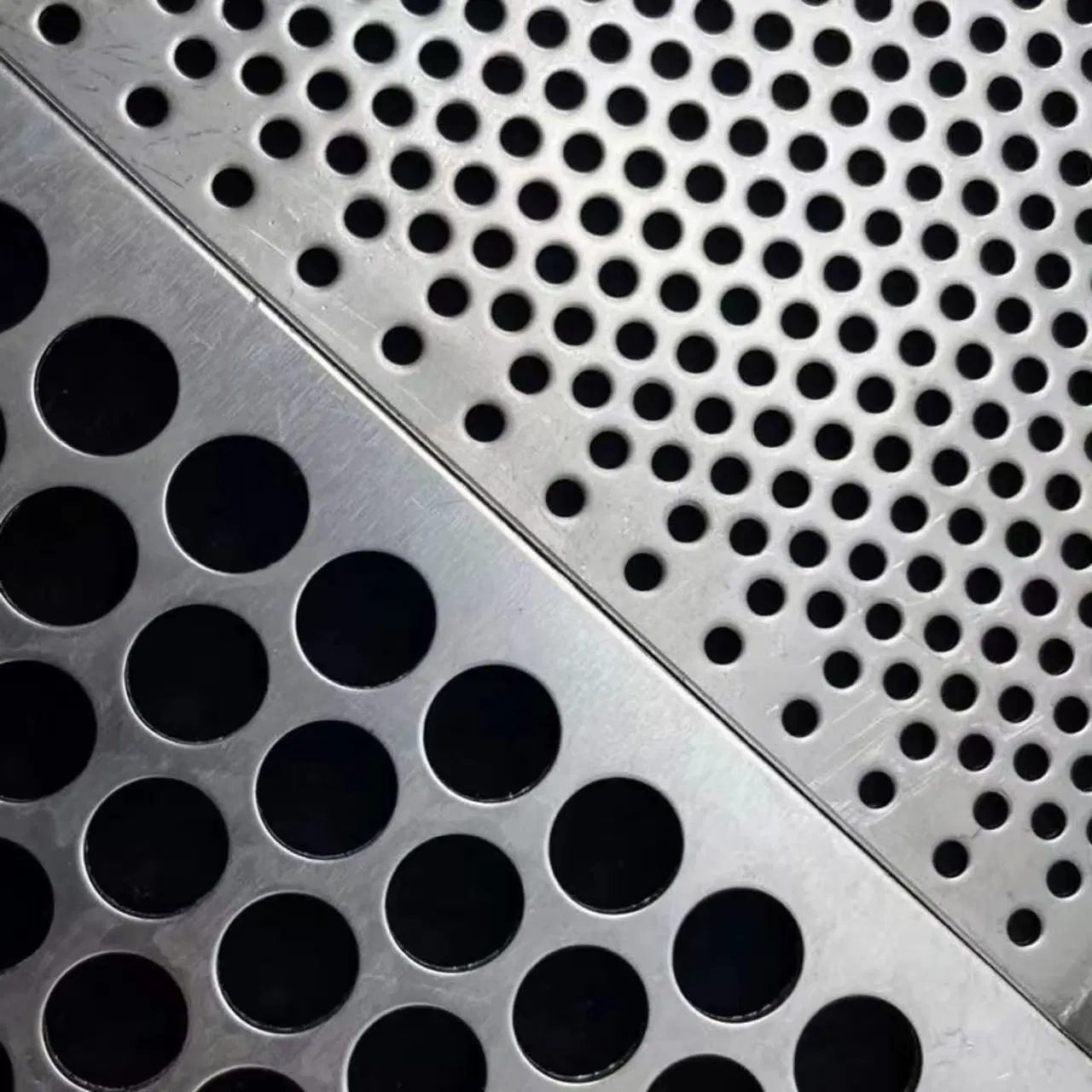 Versatile Galvanized Steel High Strength Commercial Ventilation Security Perforated Metal Sheet Mesh with Custom Colors