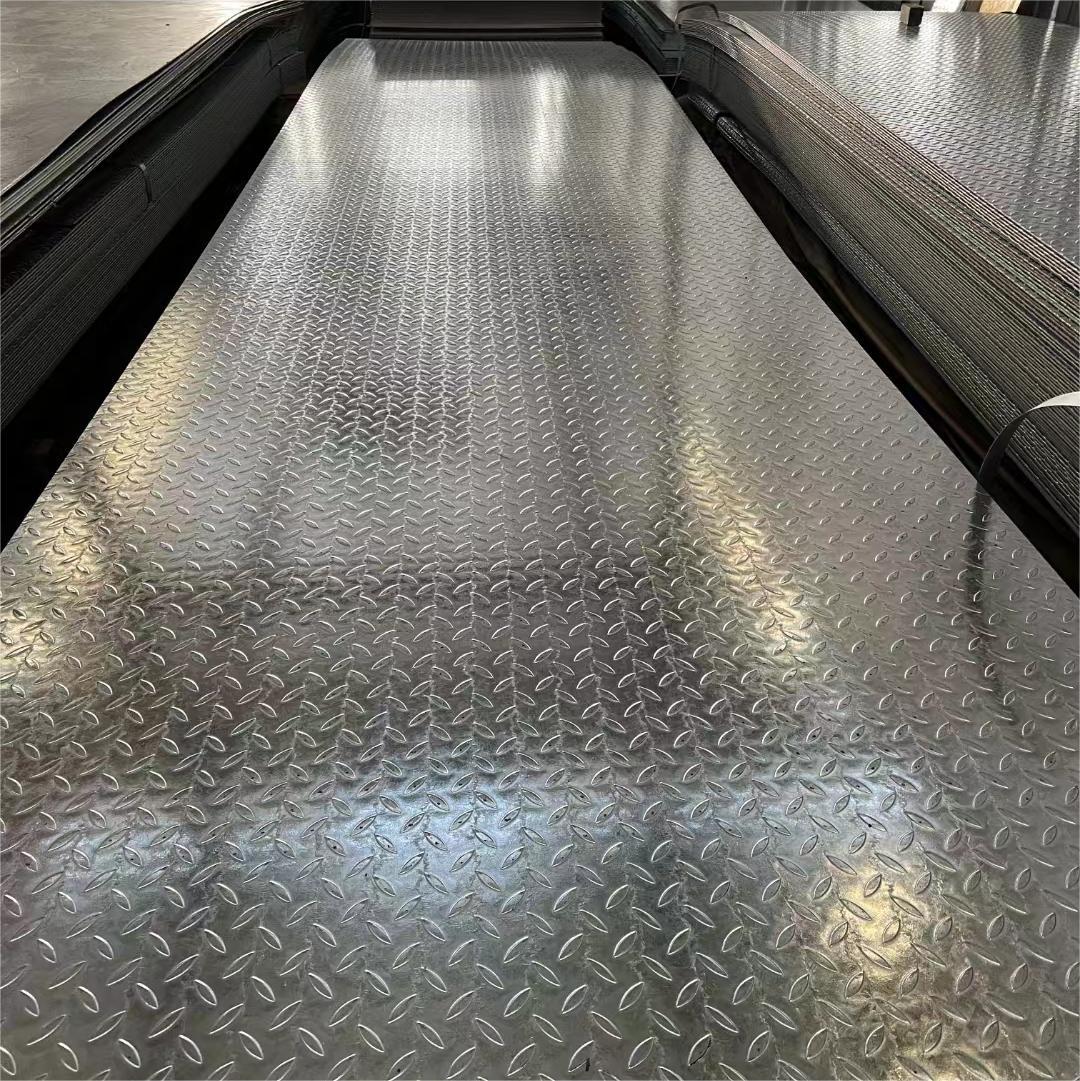 Q215 Q235b Q355 Ms Diamond Steel Sheet Mild Carbon Steel Sheet/a36 Q235 hr Checkered Iron Sheet Patterned Plate / Sheet