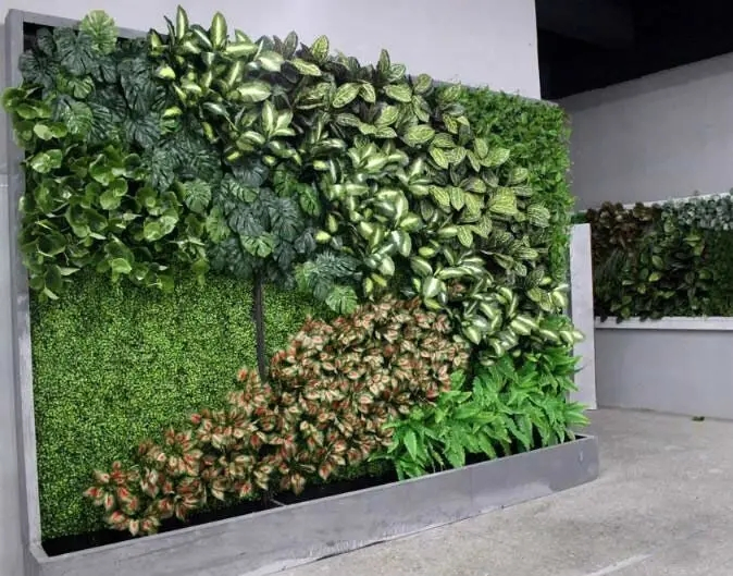 Outdoor Vertical Garden Decorative Plastic Artificial Green Wall Plants Boxwood Hedges Fence Mat Panel