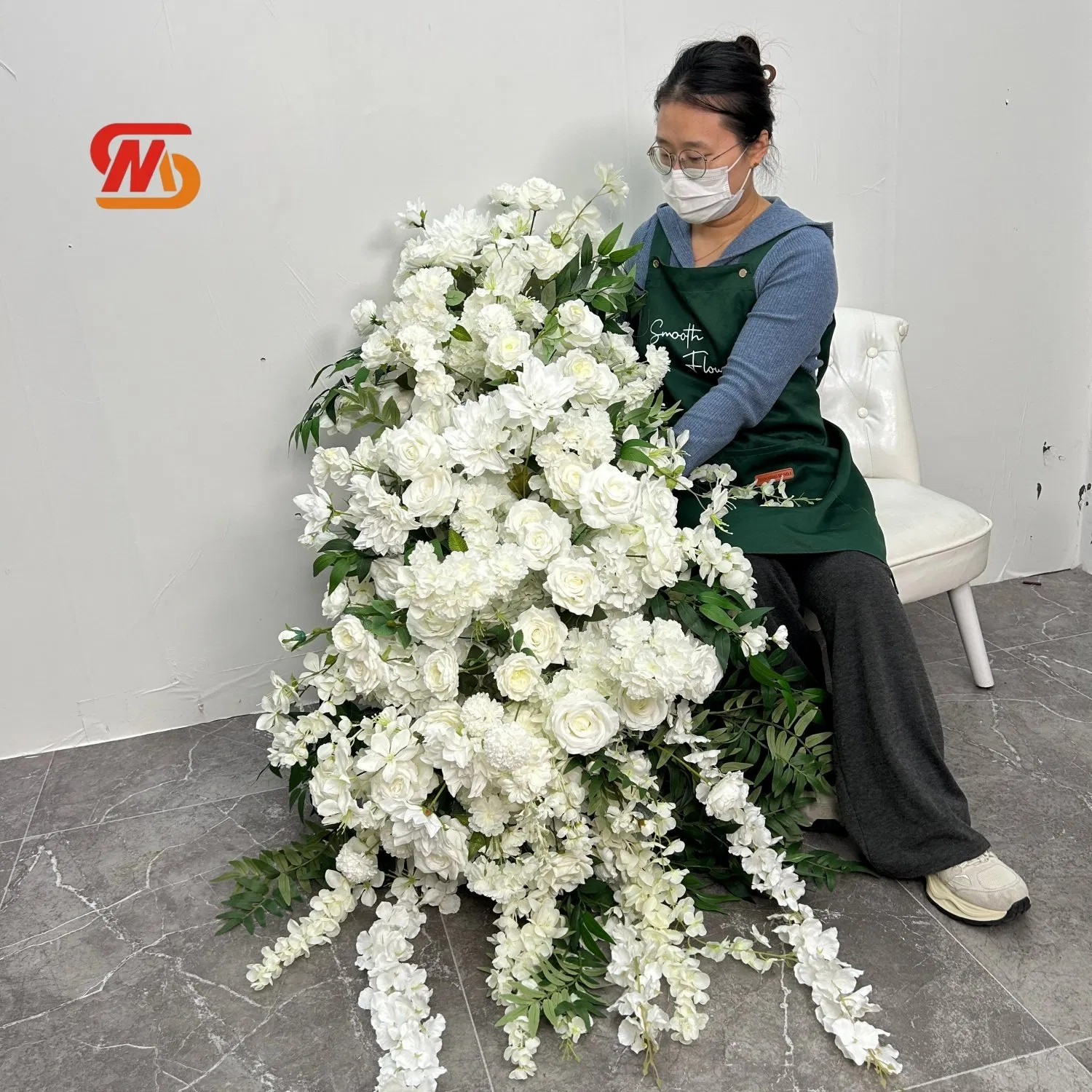 Smooth Flower Runner Arrangement Wedding Decoration White Artificial Silk Flowers