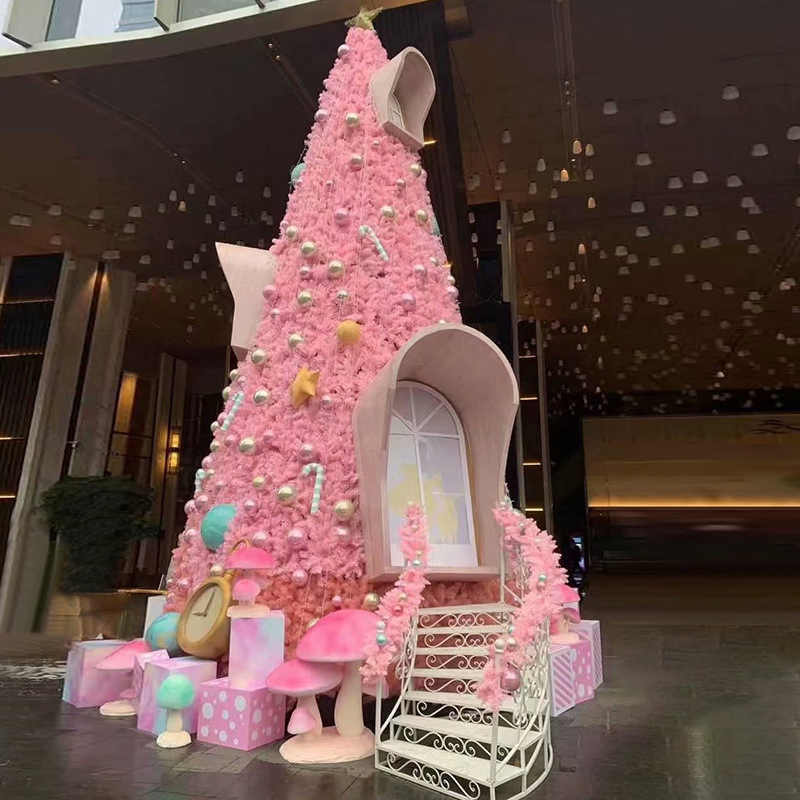 Large Christmas Tree Creative Outdoor Decoration