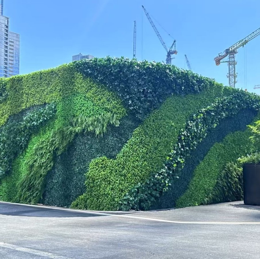 Green Preserved Moss Wall Custom Vertical Garden Hedge Fence Wall Artificial Green Plant Wall