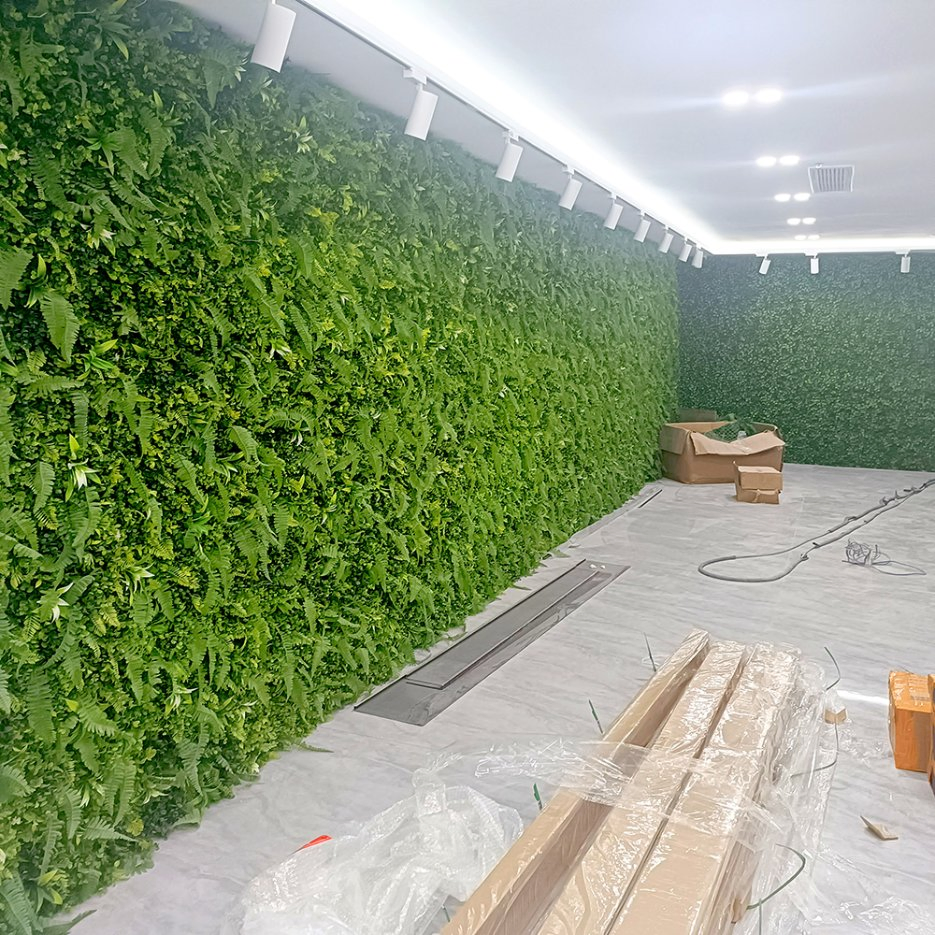 Lush Green Boxwood Hedge Mats for Stunning Vertical Gardens