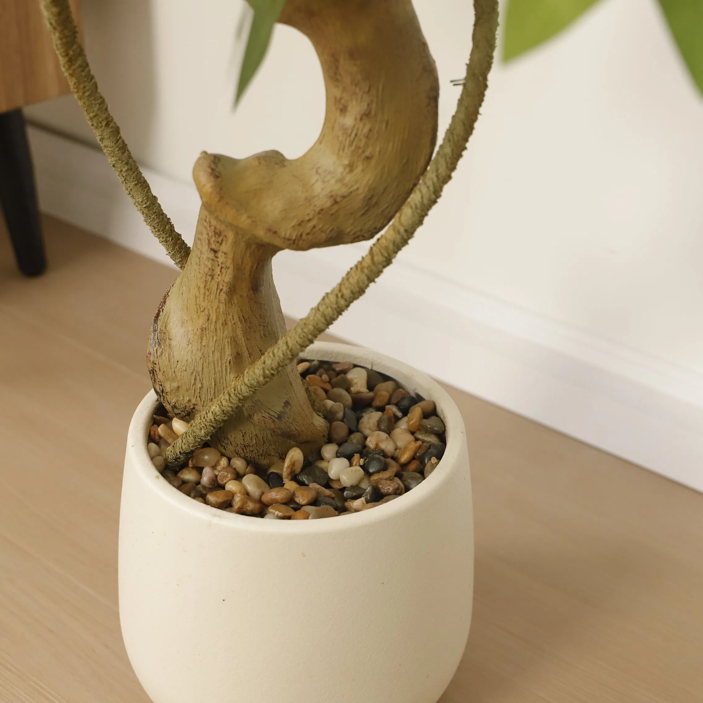 Exquisite Artificial Evergreen Tree Foliage with Twisted Trunk Faux Ficus Plant