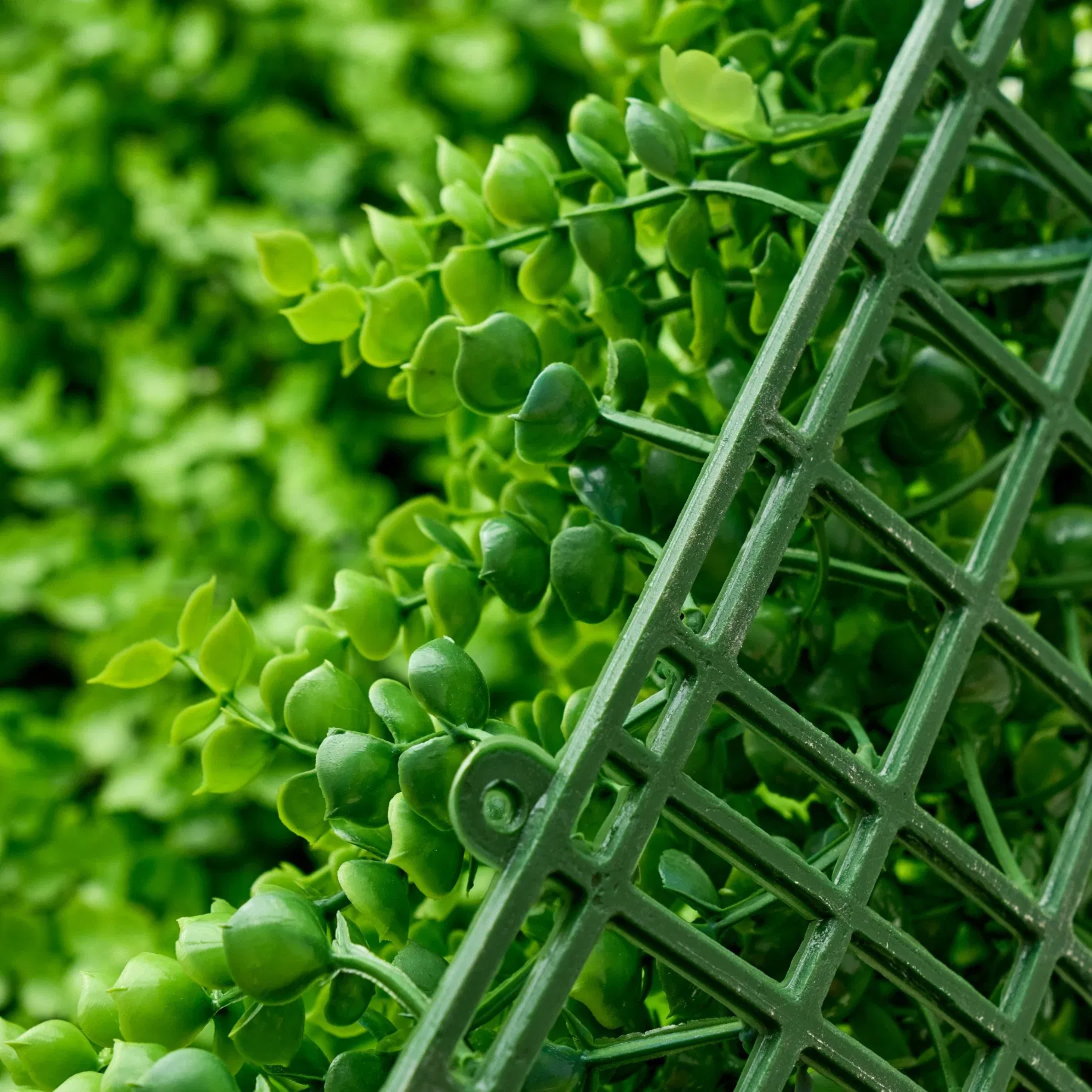 Factory Sales UV Protected Faux Plant Wall High Assurance PE Material Green Grass Panel for Outdoor