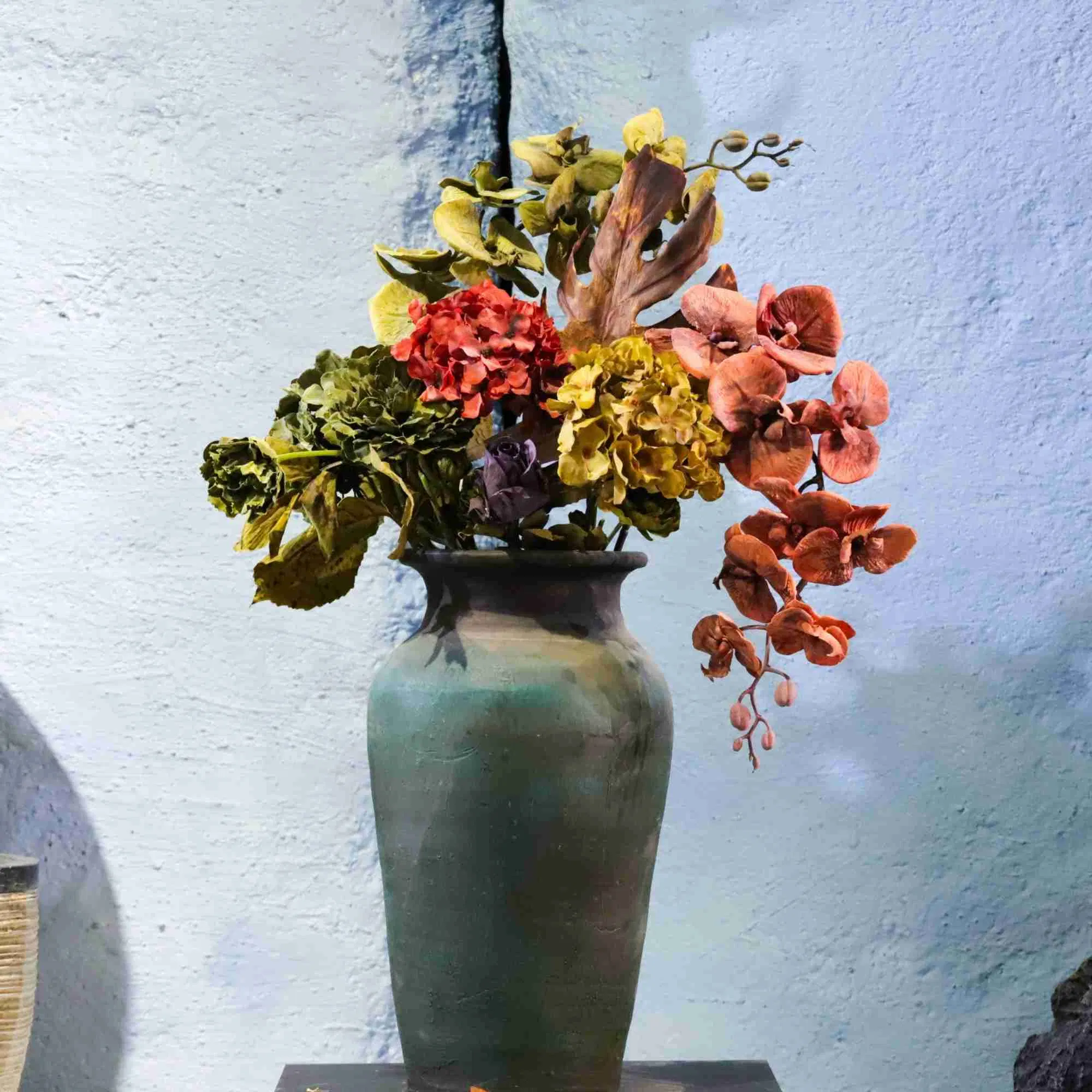 Wholesale Silk Flowers Artificial Floral for Wedding Decoration Hydrangeas Artificial Flower Arrangement