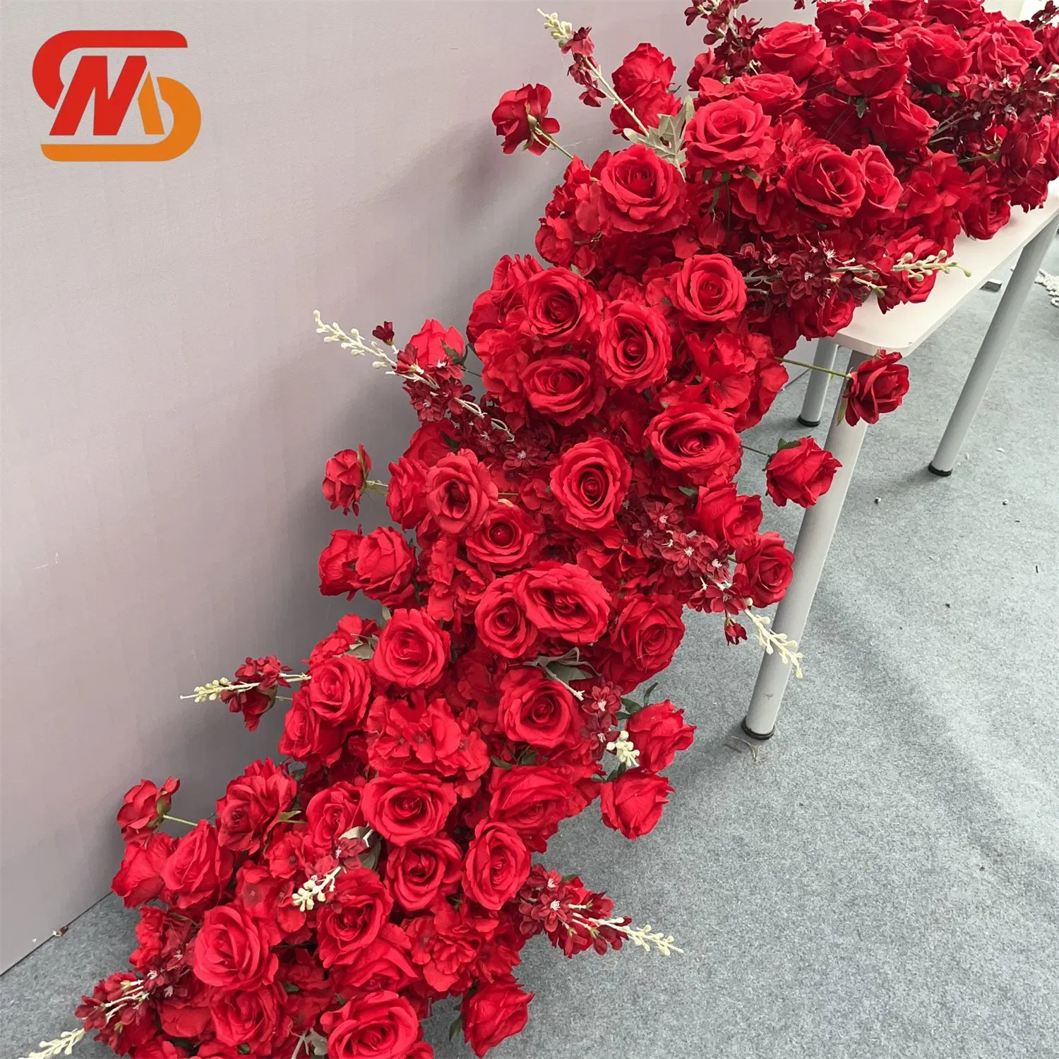 Smooth Custom-Made Luxury Silk Floral Arrangements Artificial Flowers for Wedding Arch Decorations