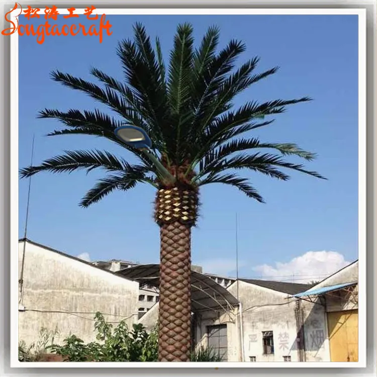 Artificial Palm Tree Display