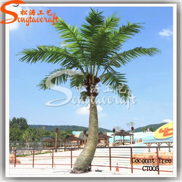 Artificial Coconut Tree Detail