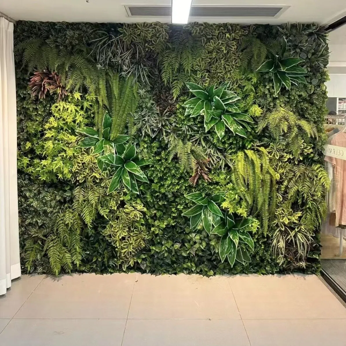 Green Preserved Moss Wall Custom Vertical Garden Hedge Fence Wall Artificial Green Plant Wall