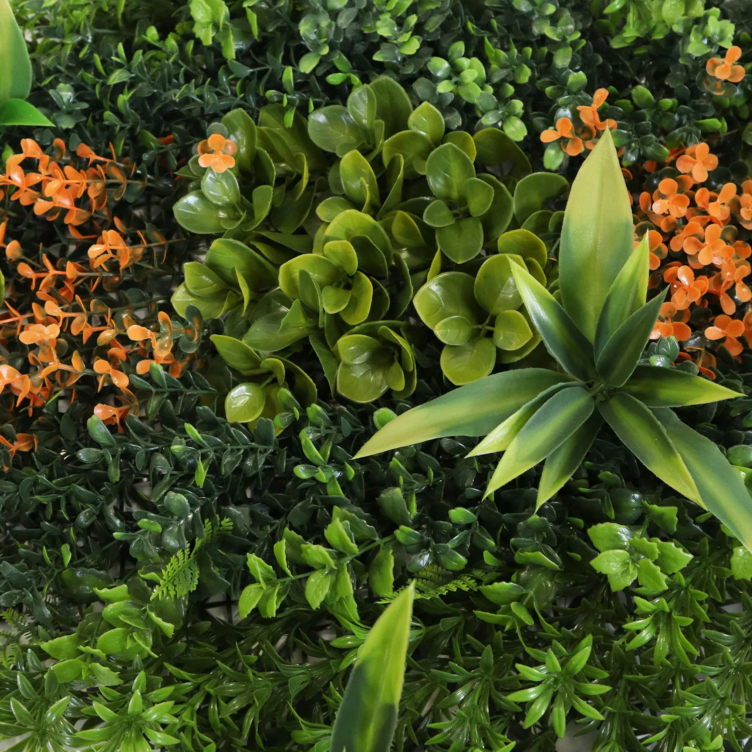 China Manufacturer PE Material Fire Retardant Faux Foliage Boxwood Fence Faux IVY Panels Artificial Plant Wall