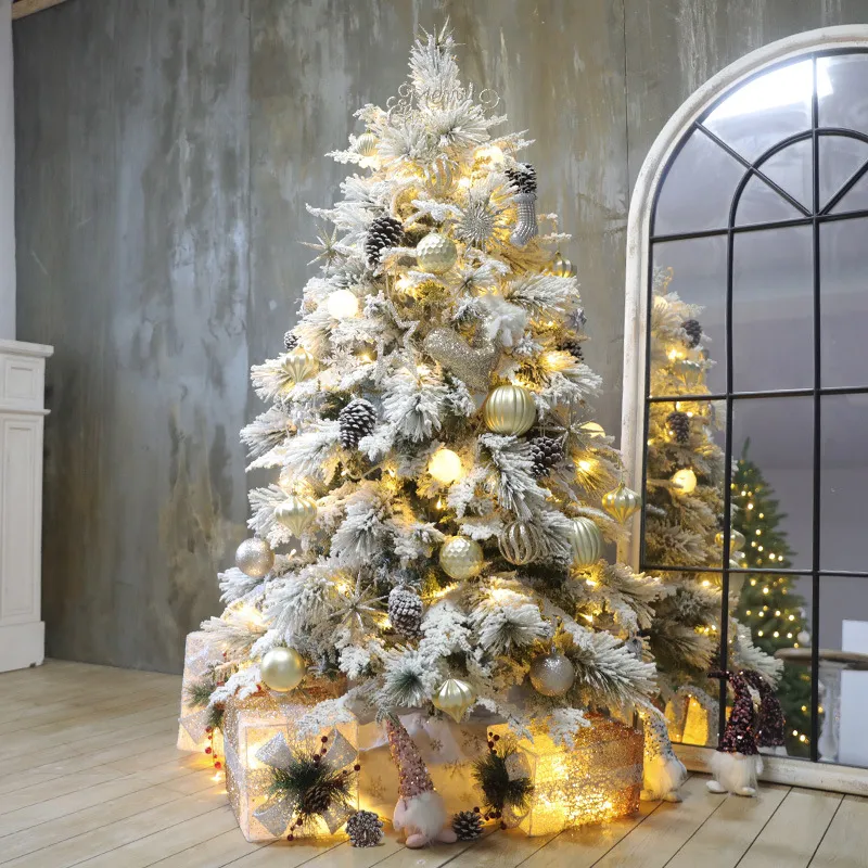 Artificial Christmas Tree Detail 1