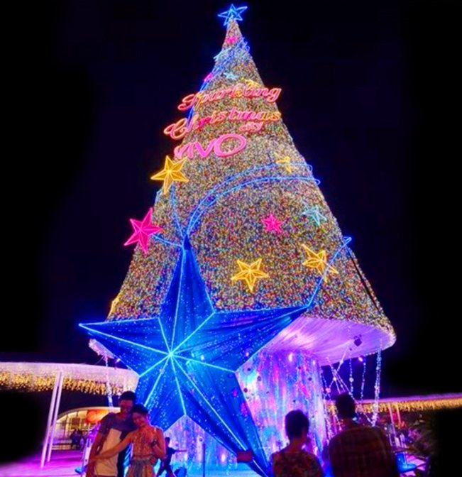 Customized Commercial Large Outdoor Giant Christmas Tree Lighting Color-Changing Commercial Decorating