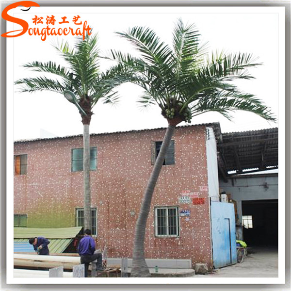 Wholesale Outdoor and Indoor Faux Artificial Face Plants Plastic Leaf Palm Trees for Sale