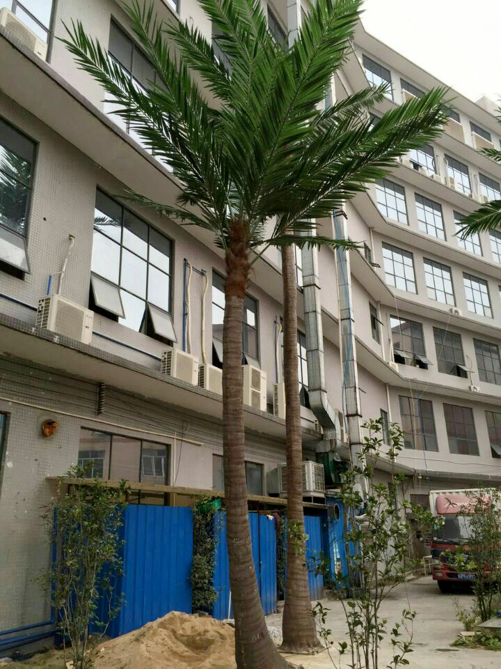 Popular Large-Scale Decorative Artificial Plant Palm Tree Garden Outdoor Engineering Decoration