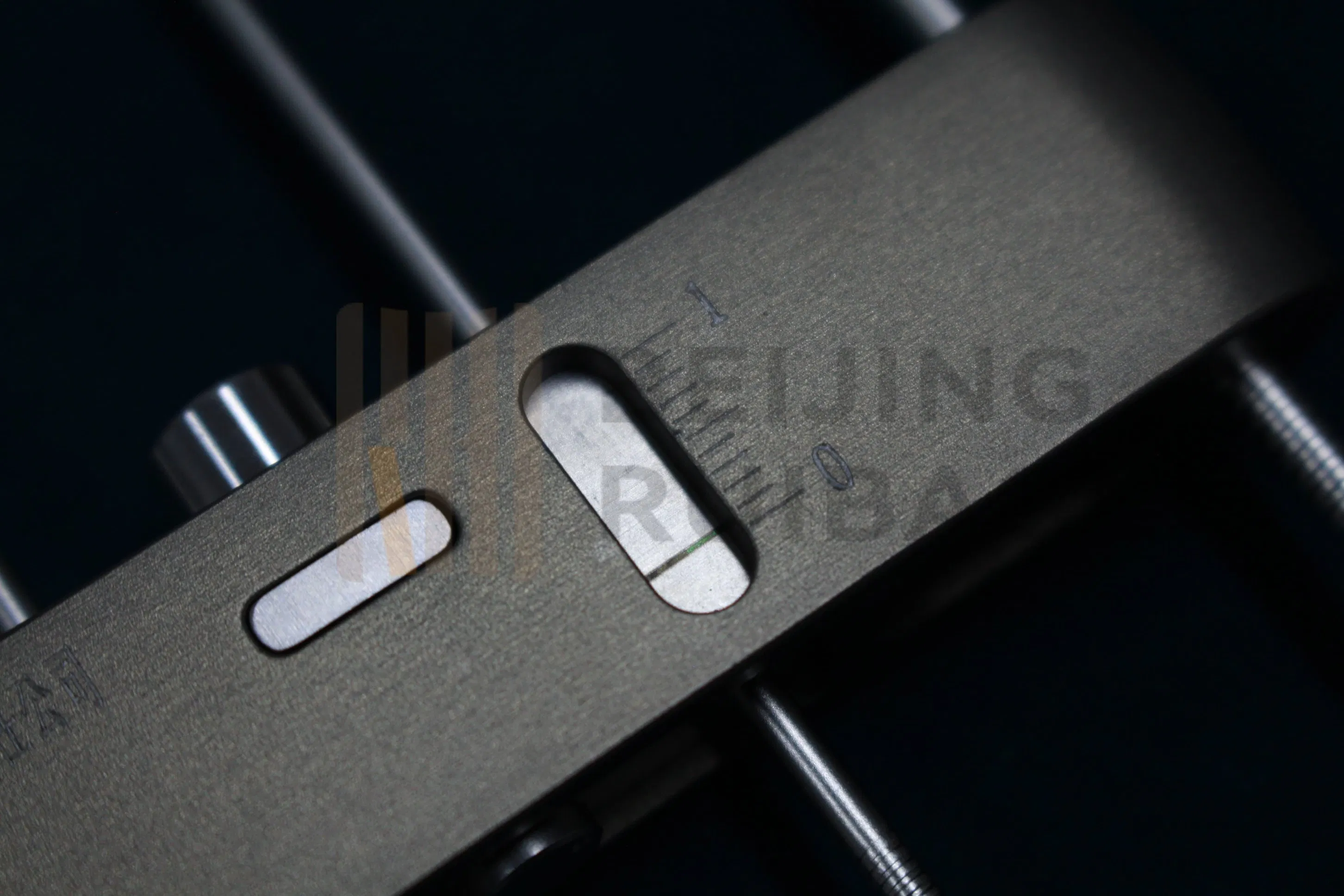 External Fixator-Transverse Bone Transport-Patent Product