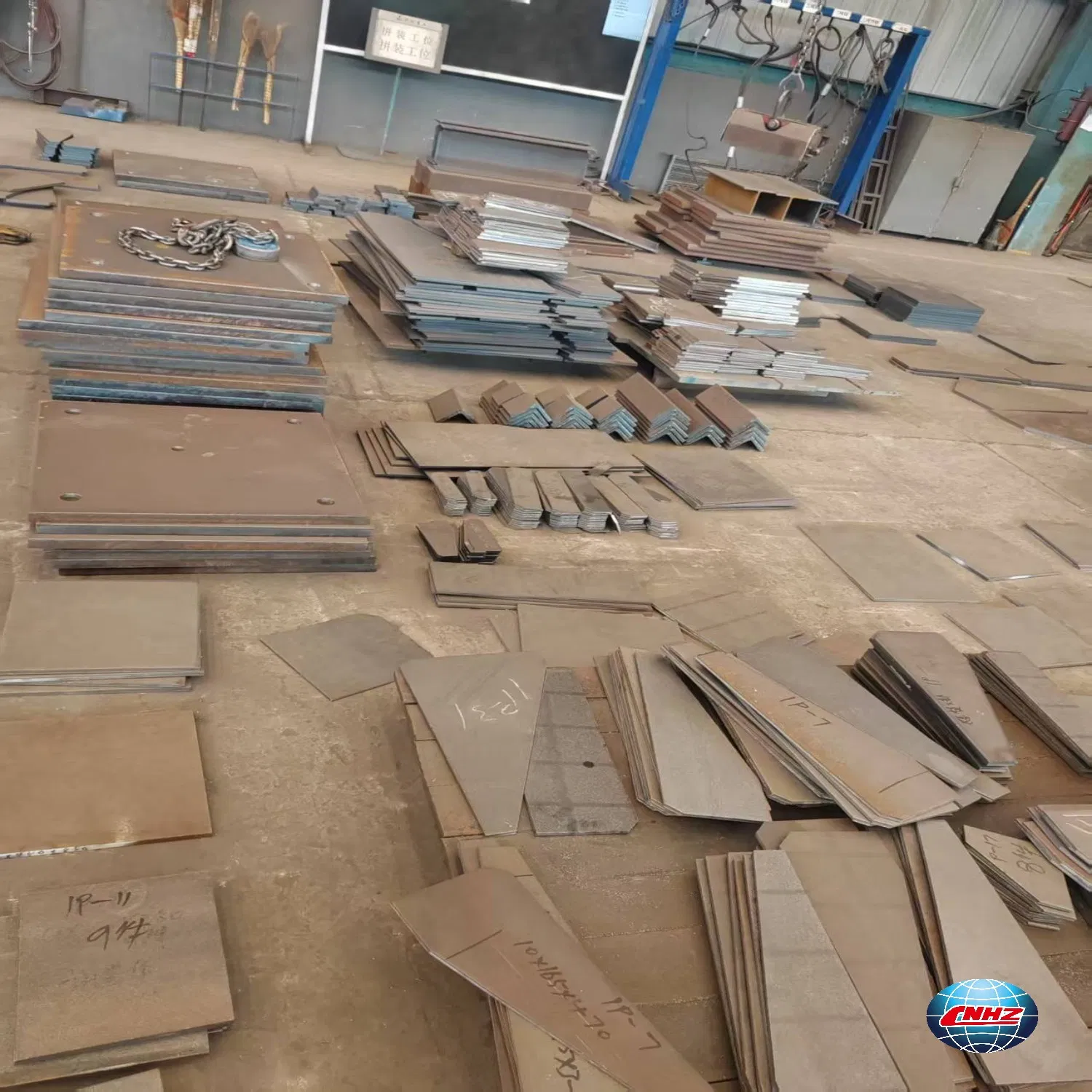 Professional Manufacture Q235B Waterproof Industrial Steel Frame Structure Commercial Building