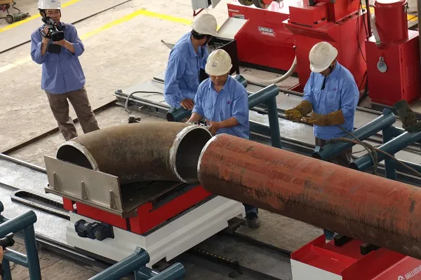 Pipe Fitting up Workstation