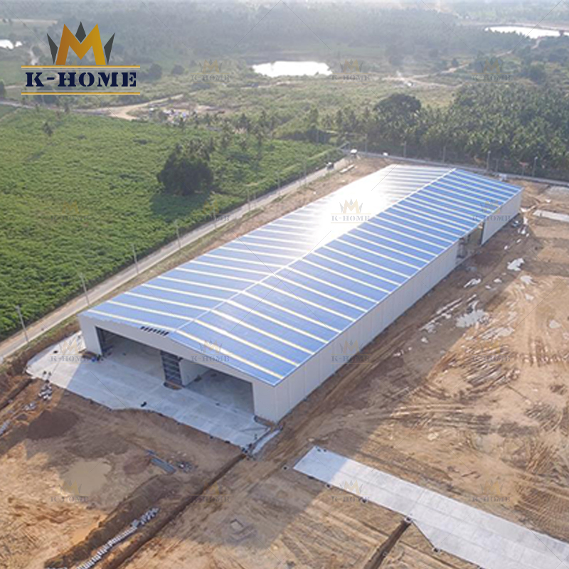 Pre-Engineered Insulated Steel Space Frame Buildings of Peb Structure with Solar Panels