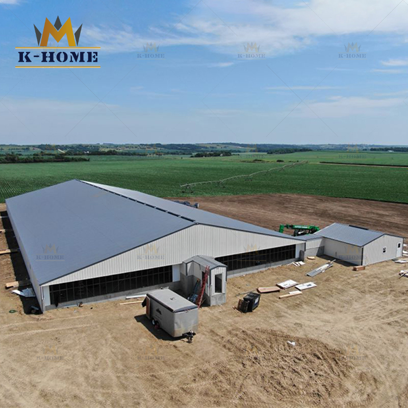 Pre-Engineered Insulated Steel Space Frame Buildings of Peb Structure with Solar Panels