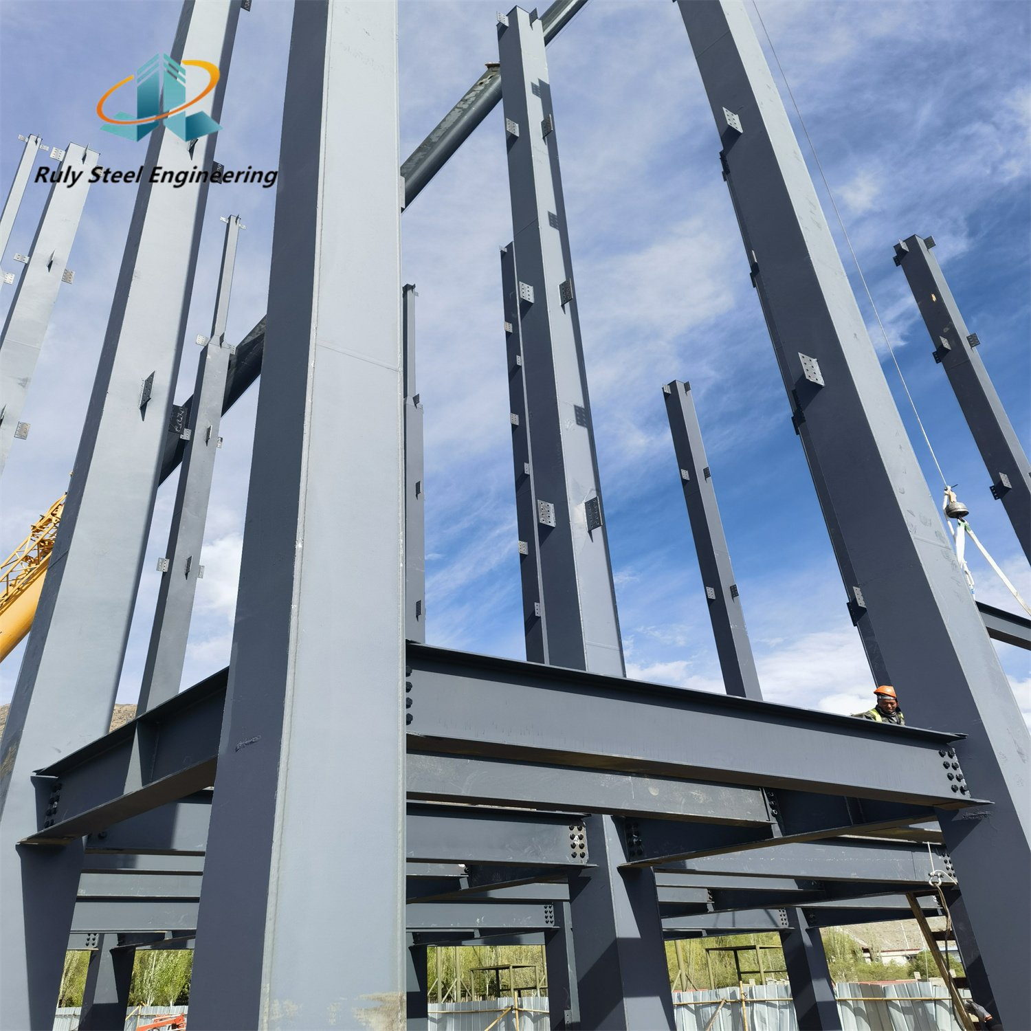 Multifunctional Steel Structure Conference Center