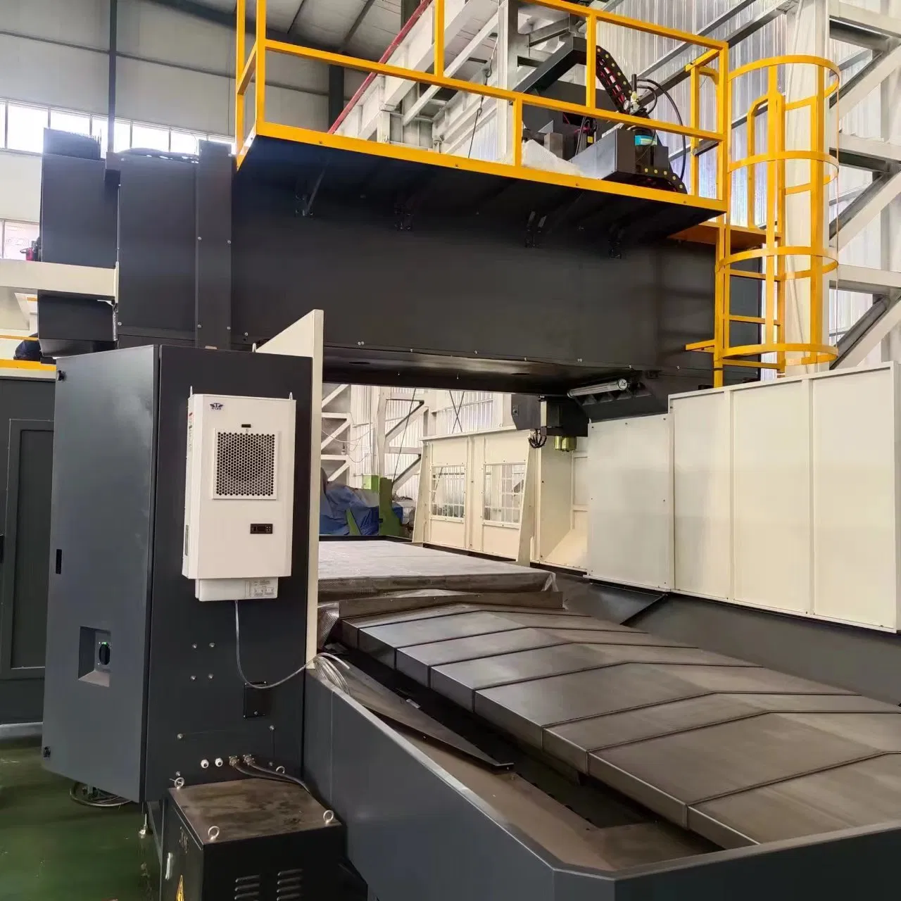 CNC Fixed Beam Gantry Moving Frame-Type Machining Center
