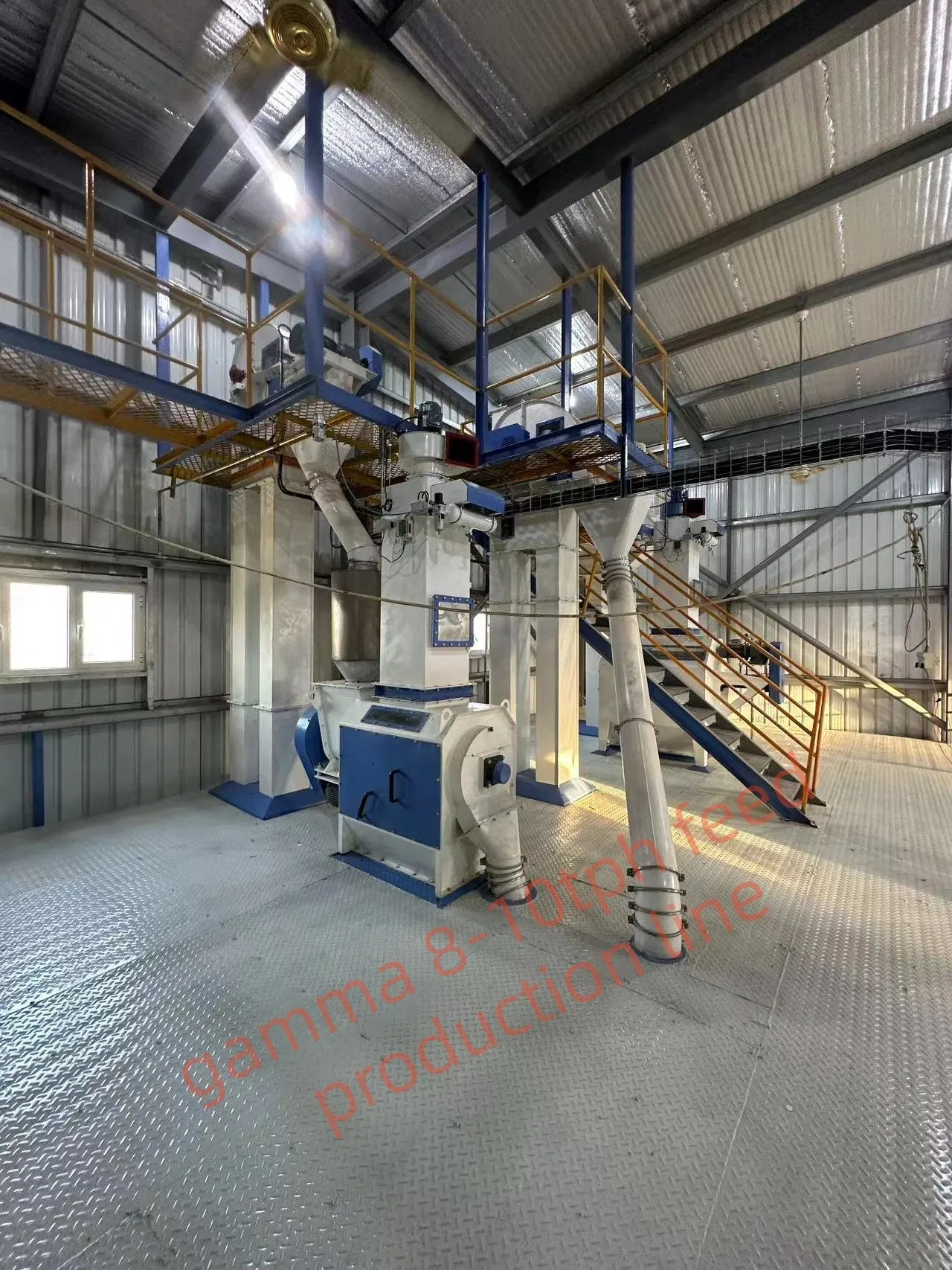 Complete 20tph Industrial Feed Mill Plant with Steel Structure &amp; Silos