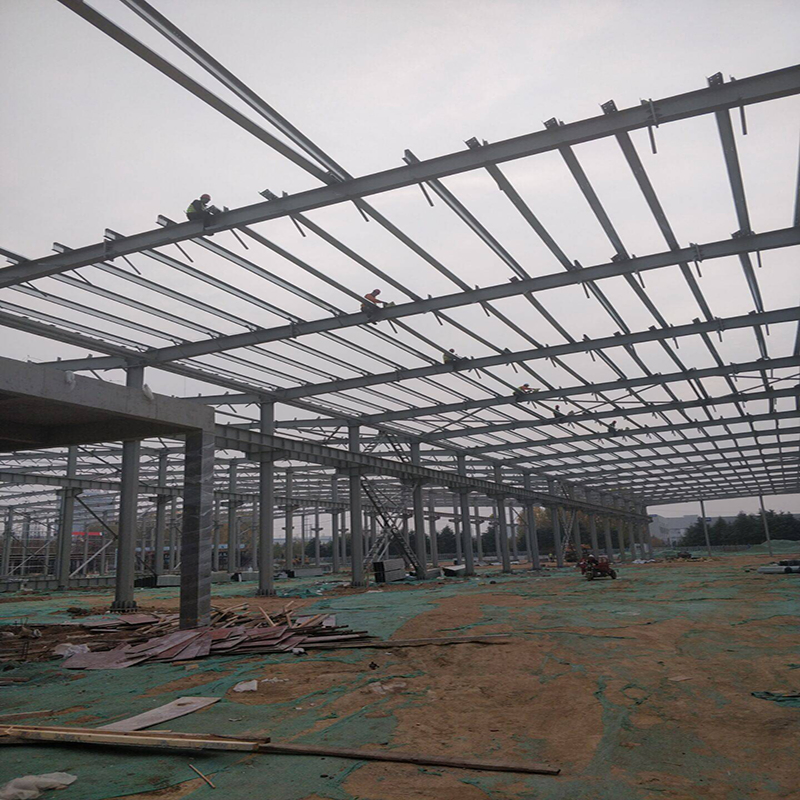 Heavy Gauge Peb Industrial Steel Structure Pre-Engineered Building