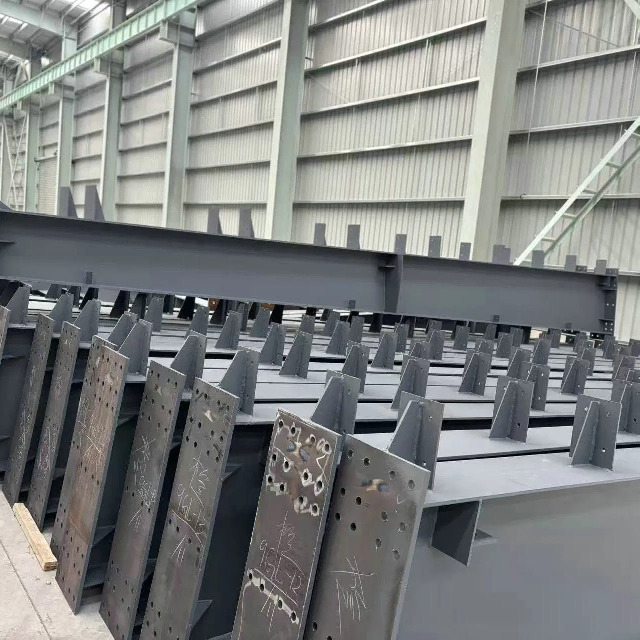 Durable Steel Structure Workshop for Manufacturing and Assembly Line