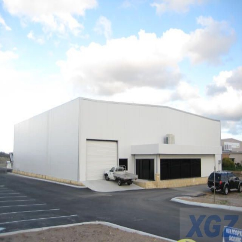 Lightweight Steel Structure Frame Hangar with PU Sandwich Panel Insulation