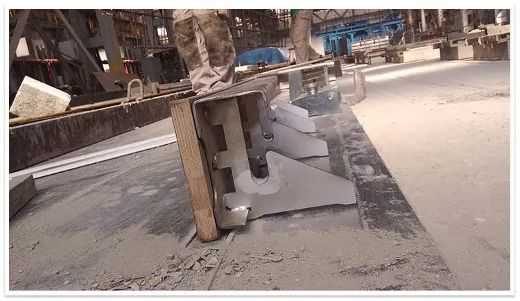 By Wood Clamp