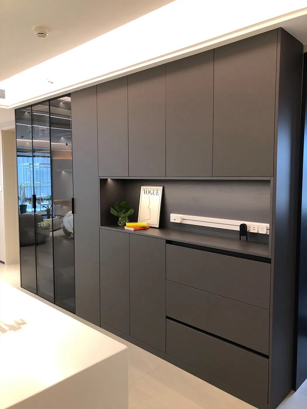 Sideboard Cabinet View 8