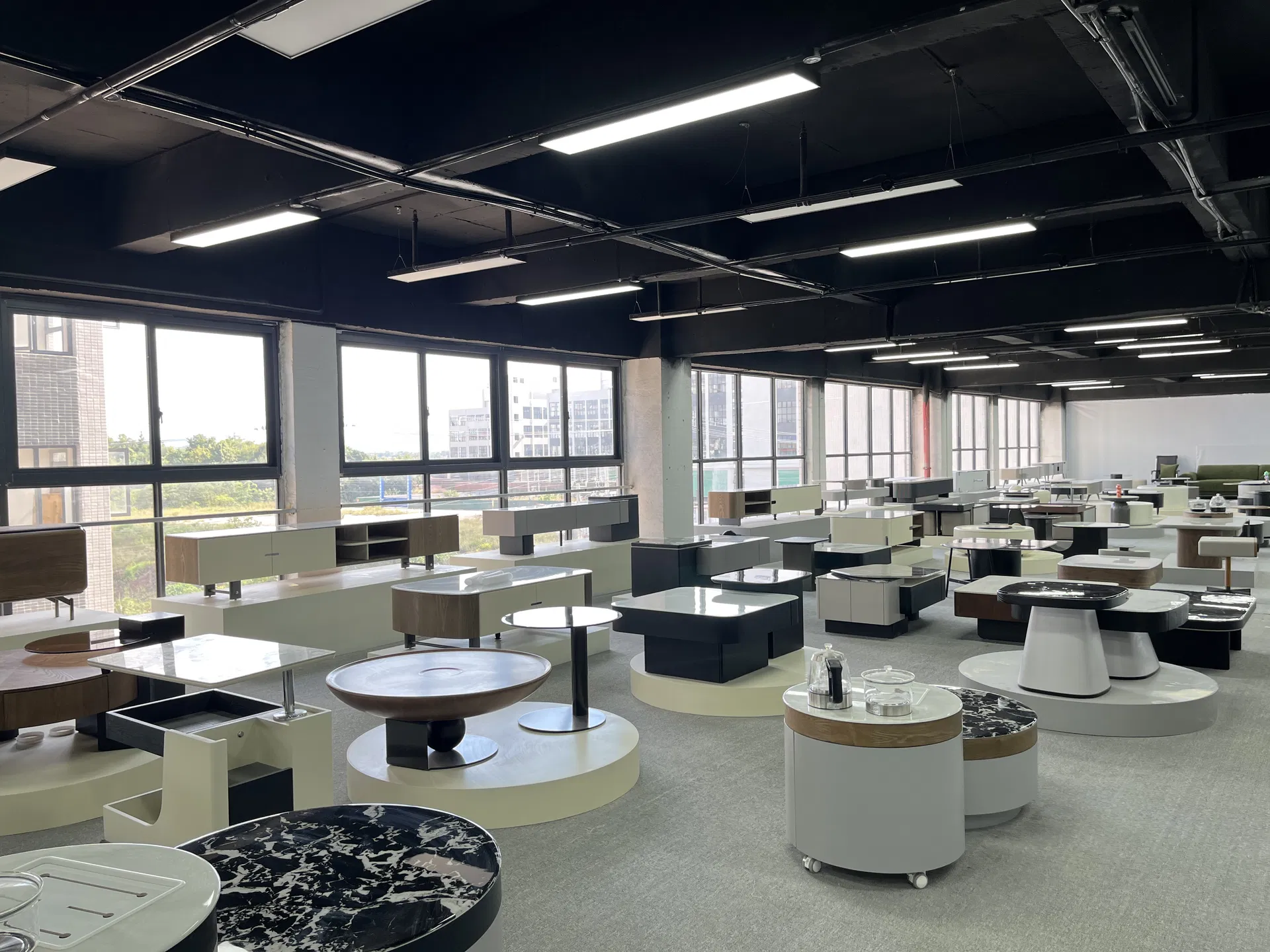 Side Table Display 4