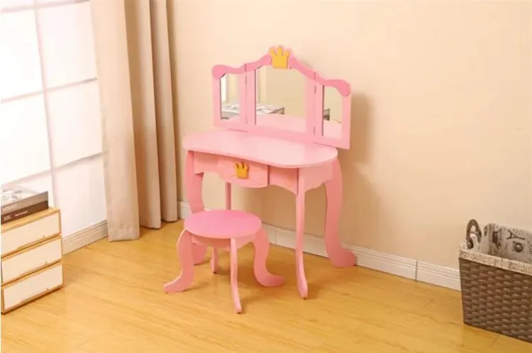 Makeup Dresser Process 1