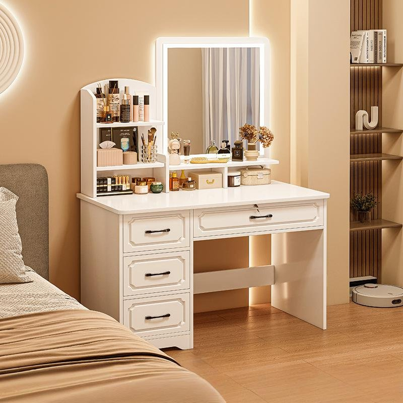 Modern European-Style Master Bedroom Makeup Table in The Light Luxury Bedroom Dresser