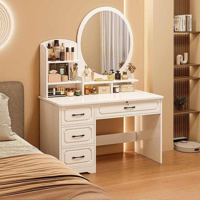 Modern European-Style Master Bedroom Makeup Table in The Light Luxury Bedroom Dresser
