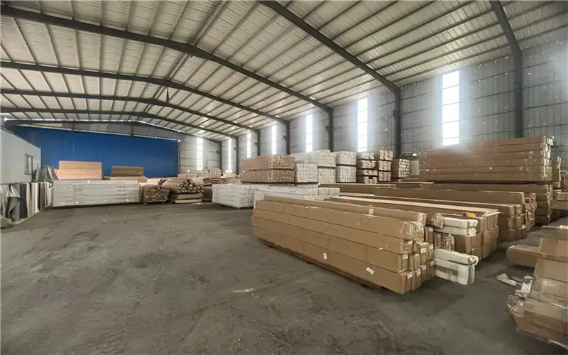 Qianbang production team and factory floor management