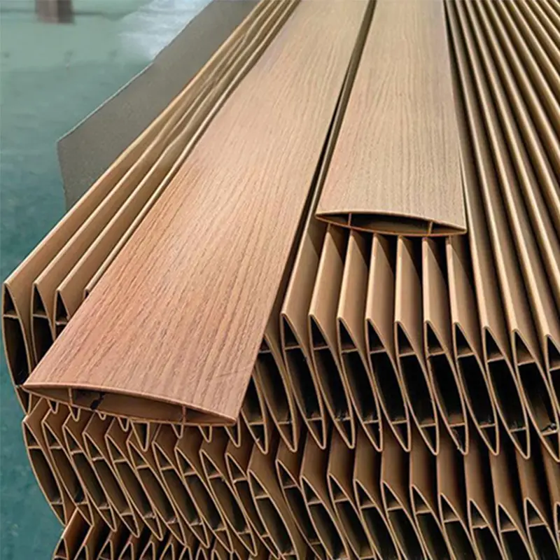 Wholesale Customized outdoor aesthetics: aluminum extrusion wood grain outdoor louver aluminum profiles, suitable for various outdoor styles Suppliers, Exporter
