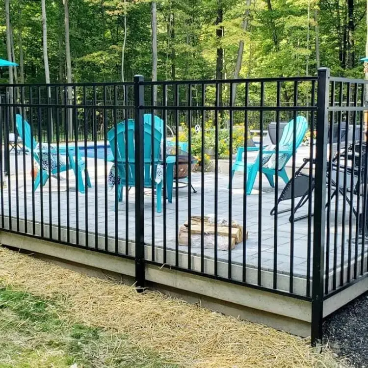 Custom High-Quality Aluminum Fence System: Durable, Aesthetic, and Suitable for Various Settings Manufacturers, Exporters