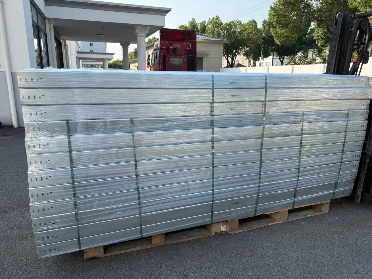 Hot-dip galvanized HDG cable trays packed for shipment to Italy