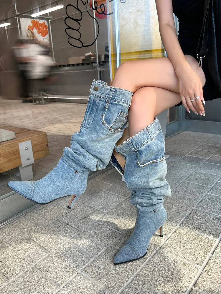 boot display 7