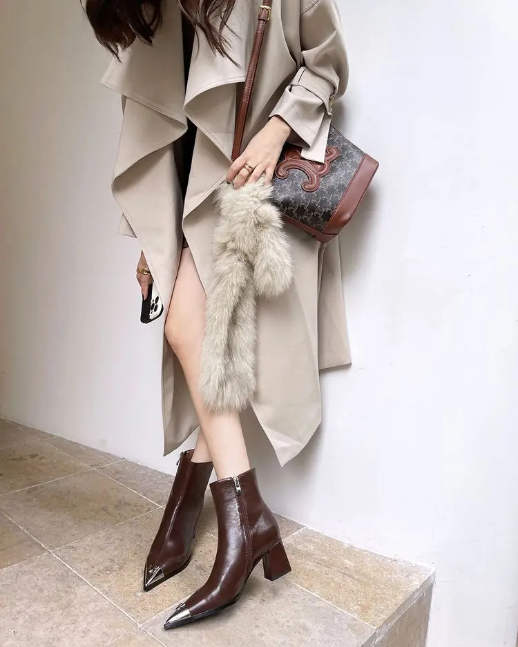 Ankle boot view 3