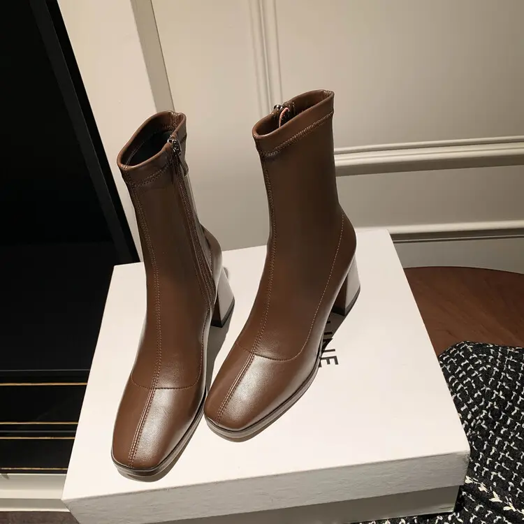 Cheap Stylish Chunky Heel Square Toe Boots: Fleece-Lined, Non-Slip, OEM Manufacturers, Quotes