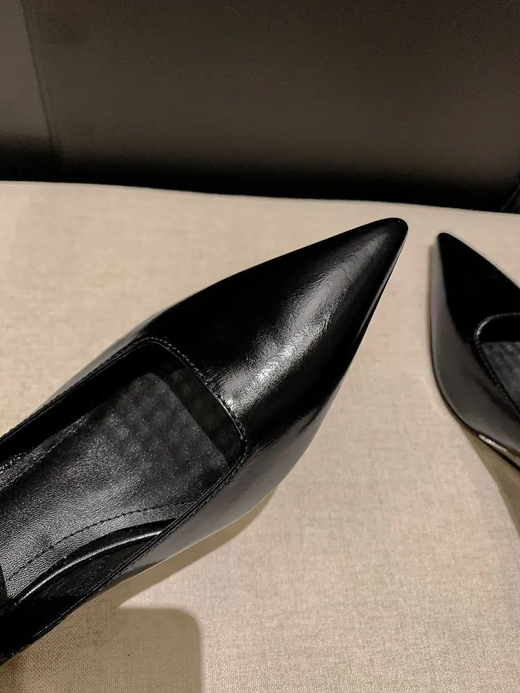 Pumps View 4
