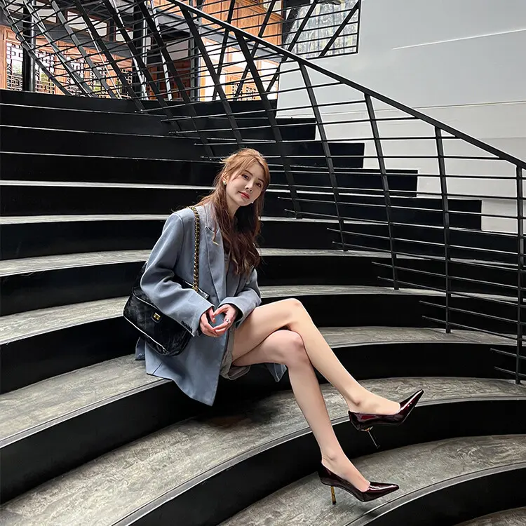 Pumps View 2