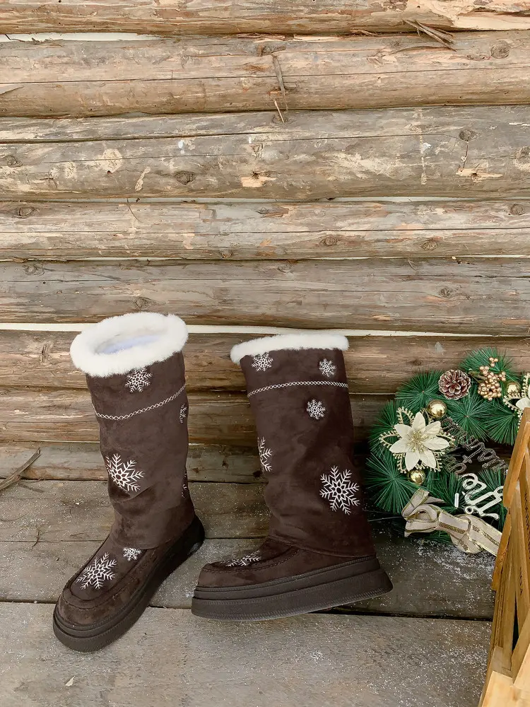 Boot Detail 6