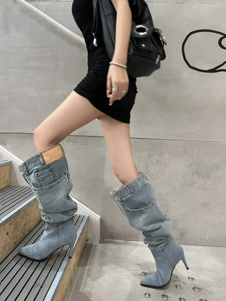 boot display 5