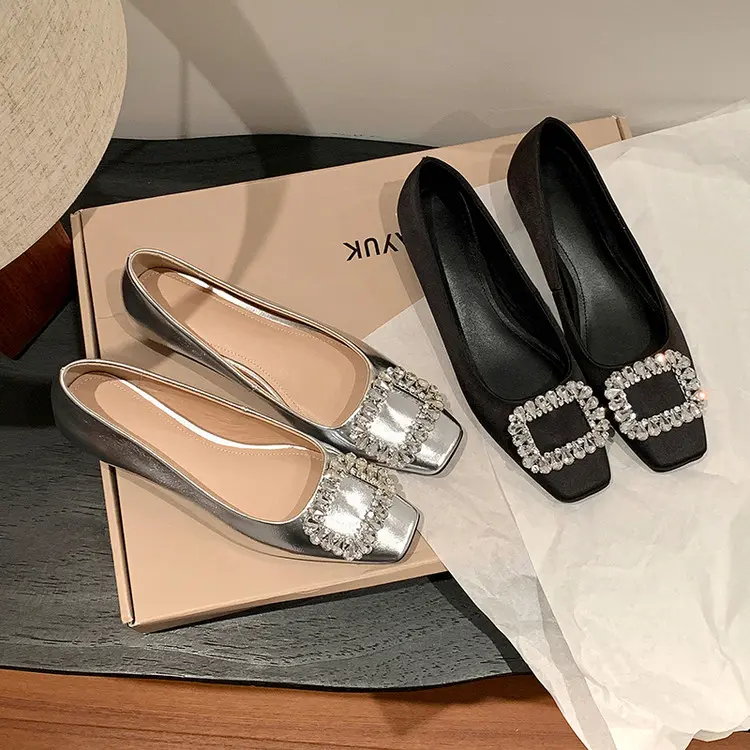 OEM Trendy Western Square-Toe Satin Pumps Breathable Pigskin Lining Manufacturer, Factories
